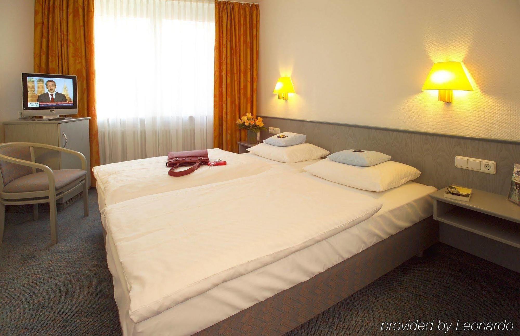 Central Hotel Eschborn Zewnętrze zdjęcie
