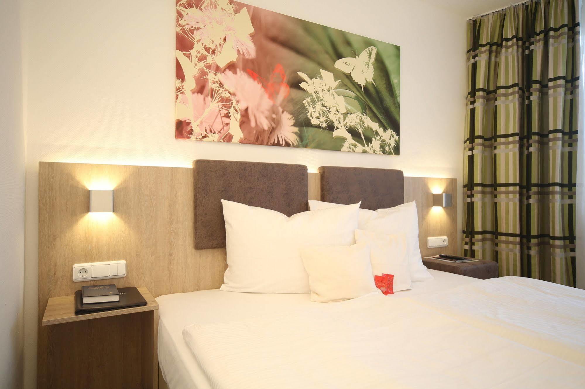 Central Hotel Eschborn Zewnętrze zdjęcie